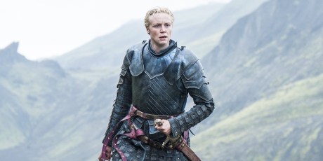 brienne-of-tarth-confused-in-game-of-thrones